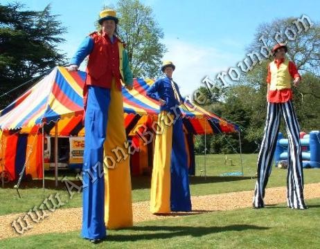 Hire circus stilt walkers in Phoenix Arizona